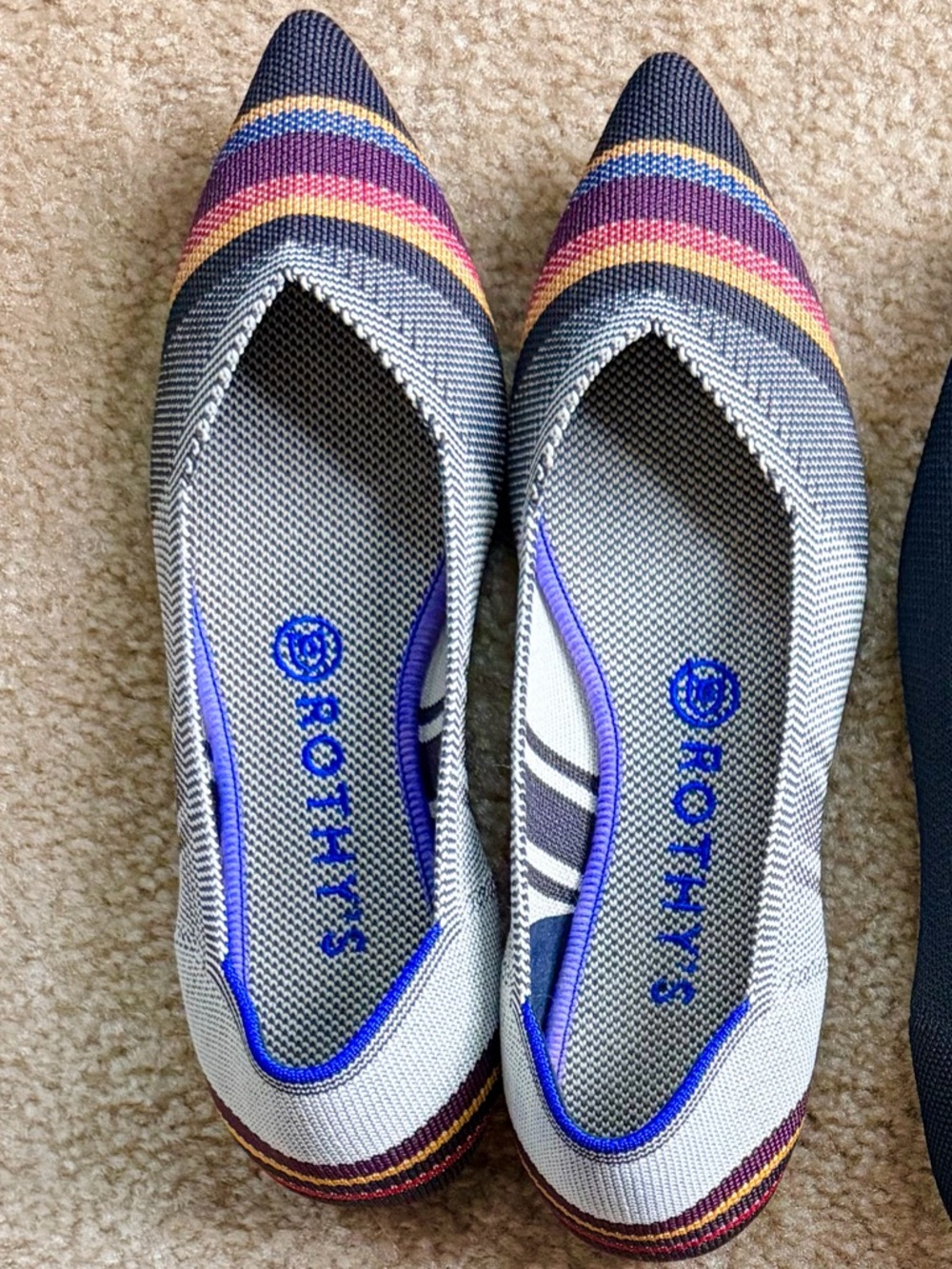 Rothys inverse stripe points